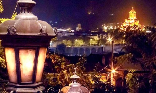 http://CoolGeorgia.com атмосфера ночного Тбилиси
